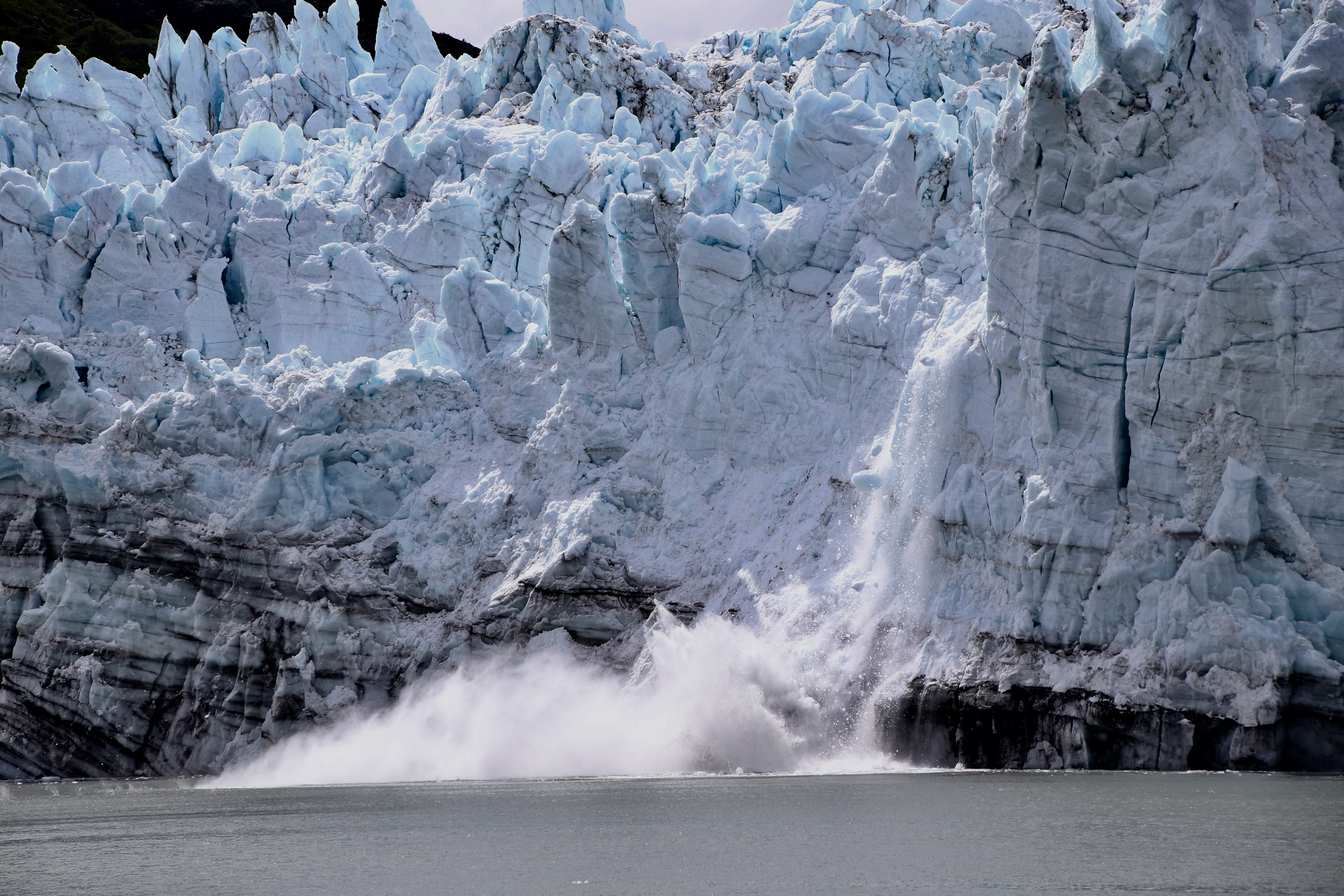 Glacier calving Website Header 